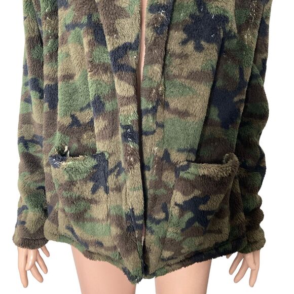 Love Fire Jacket Womens Small Fleece Green Camo Open Front Soft - Picture 7 of 9